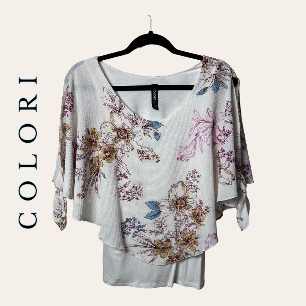 1134. COLORI‎ SLIT SLEEVE BLOUSE OFF WHITE IN COLOR MULTICOLORED FLORAL PATTERN